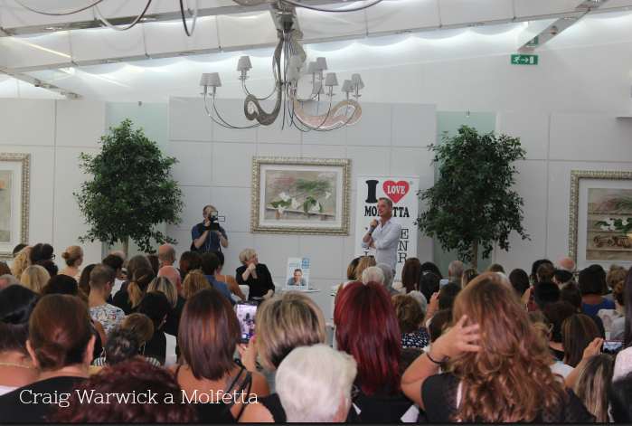 Bagno di folla per Craig Warwick a Molfetta