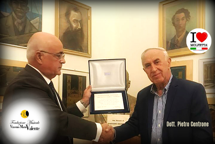 Una targa di argento a Pietro Centrone